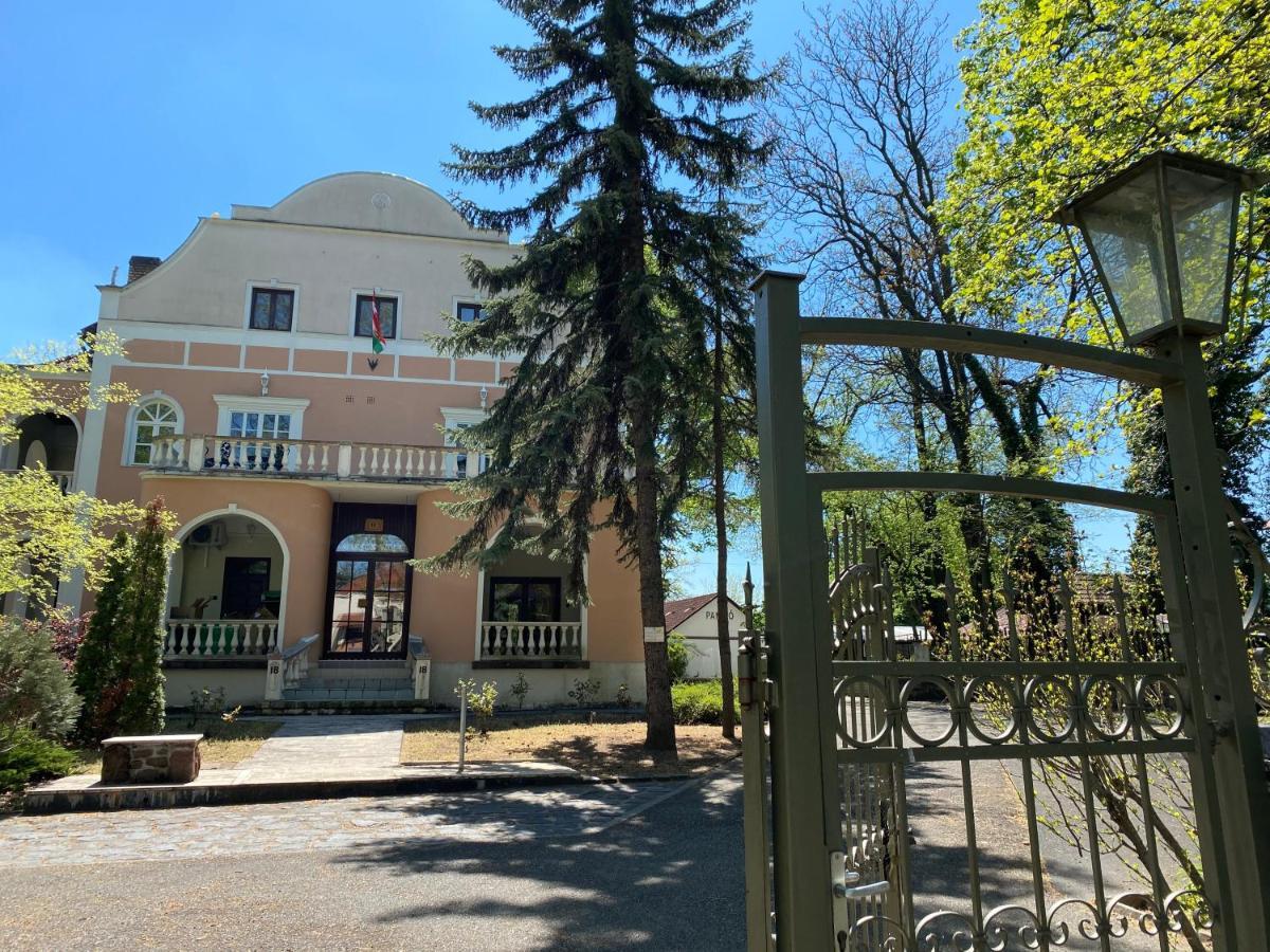 Gosztonyi Villa Siófok Exterior foto